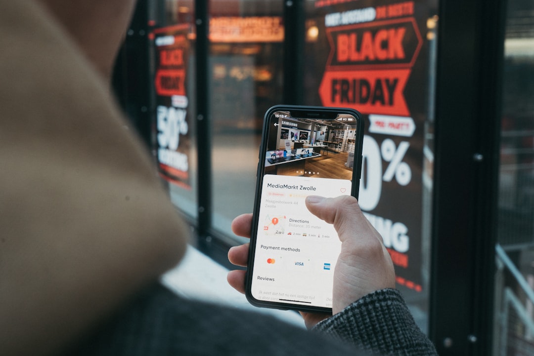 why-choose-us Black Friday shopping